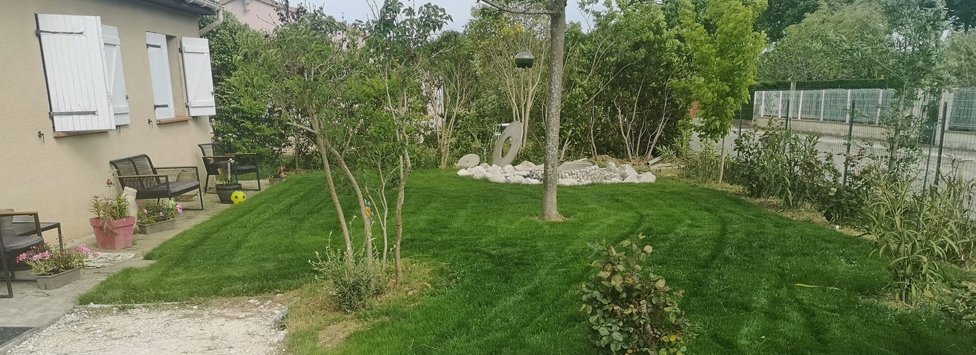 Engazonnement à Labastide-Saint-Pierre